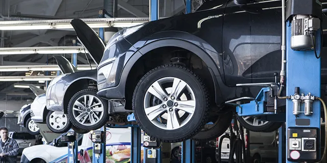 エアコンが故障した車、車検を通すか、買い替えるか？ sub02