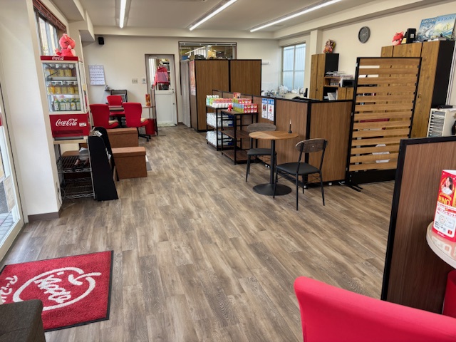 車査定のご相談は、shikuname2のアップル西・康生通店で！専門スタッフが丁寧に対応します。