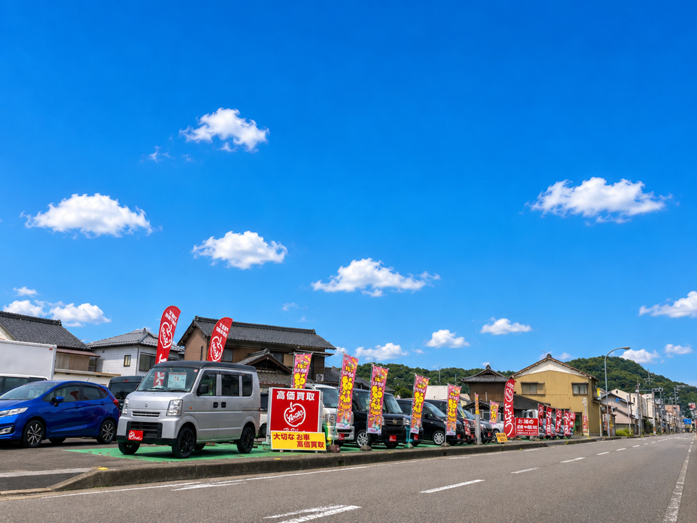 車買取をお考えなら、shikuname6のアップル関店にお立ち寄りください！無料で簡単に査定できます。
