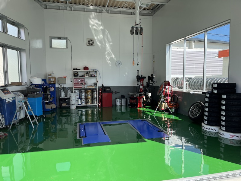 アップル大井松田インター店では、車買取・査定がスピーディーで安心。shikuname5での査定ならぜひお越しください！