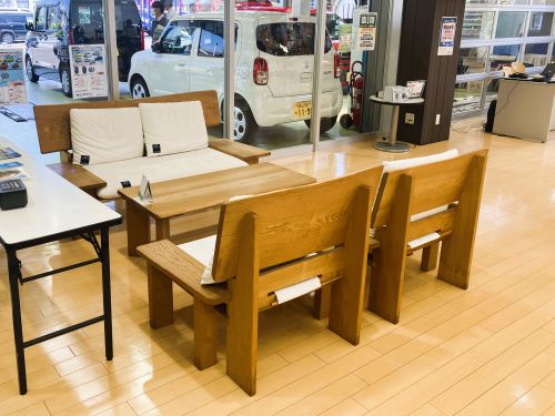 shikuname4のアップル東岡山店で、あなたの車を簡単に査定してみませんか？お気軽にご来店ください。