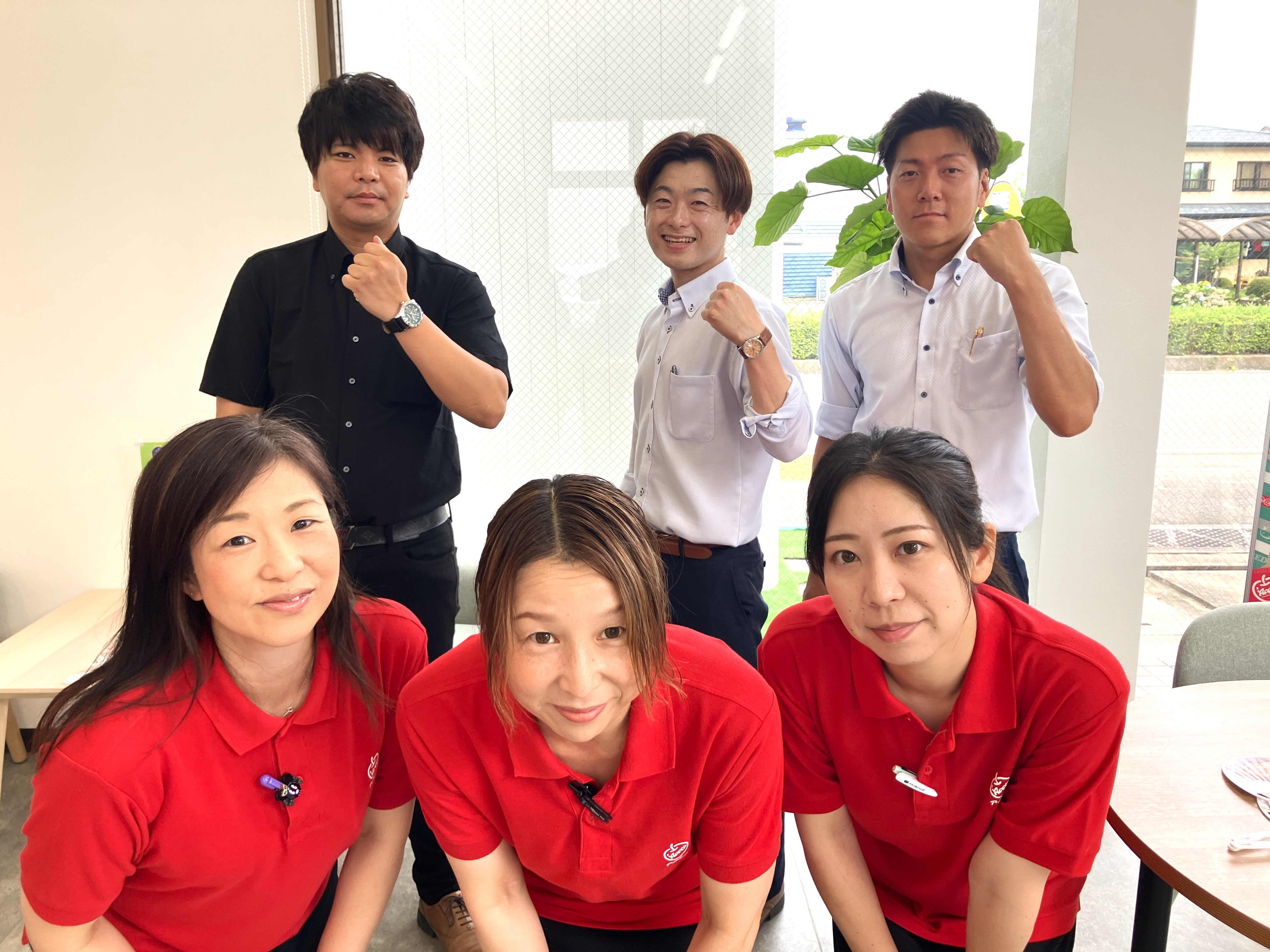 shikuname4のアップル大田原店で、あなたの車を簡単に査定してみませんか？お気軽にご来店ください。