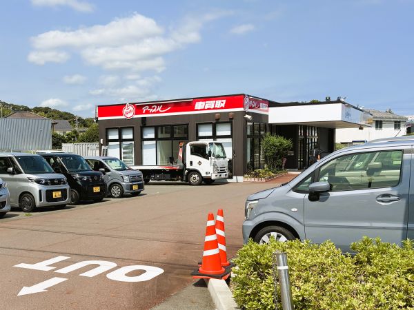 shikuname3で車買取を検討中の方、アップル藤枝店での査定をお試しください。無料査定実施中！