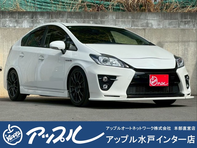 プリウス  2015